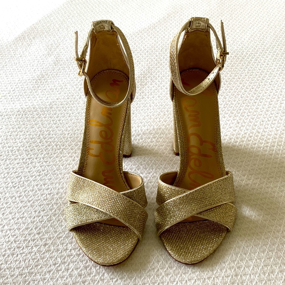 NWT Sam Edelman Yancy Gold/Silver Block Heel Open Toe Sandal 5.5